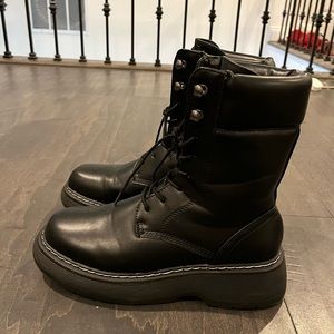 Truffle Collection Lace-up Boots